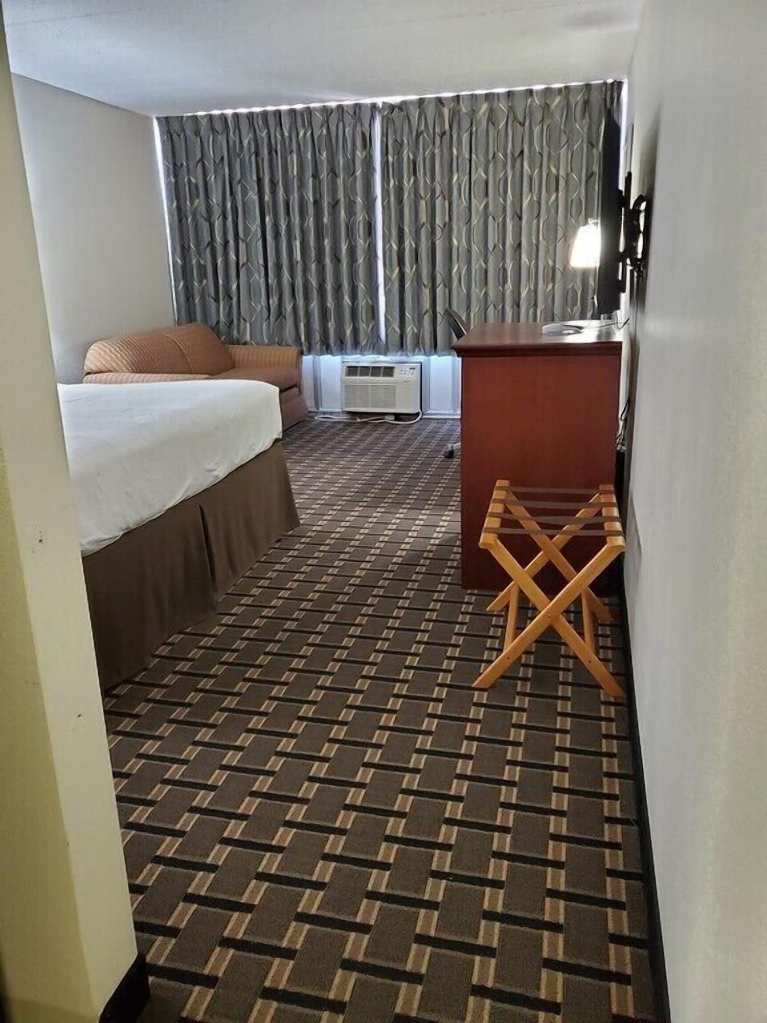 C3 Hotel And Convention Center Hastings Buitenkant foto