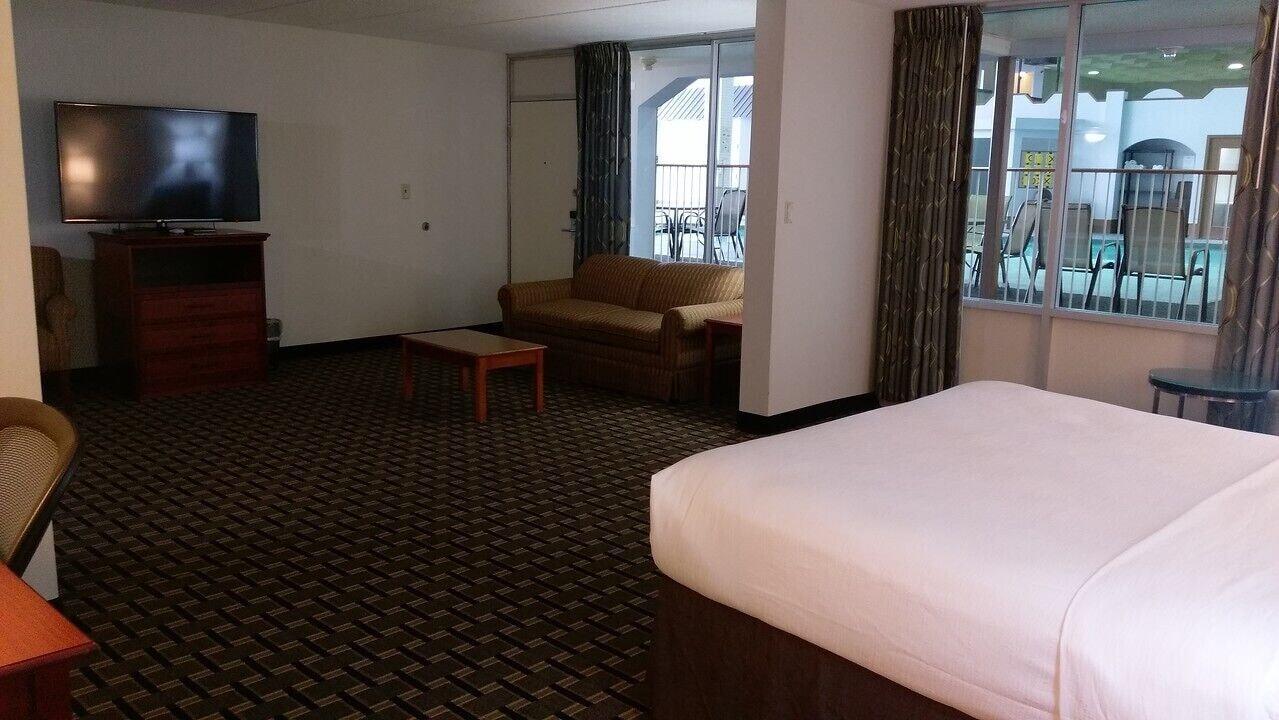 C3 Hotel And Convention Center Hastings Buitenkant foto