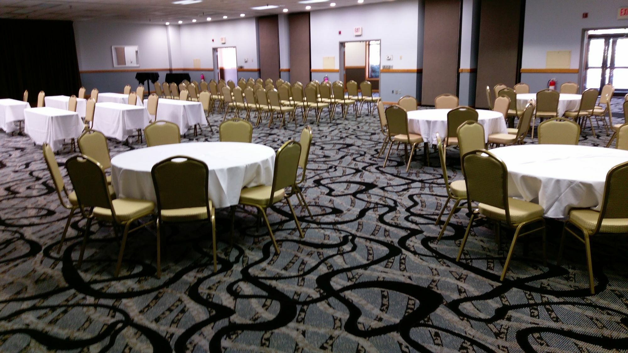 C3 Hotel And Convention Center Hastings Buitenkant foto